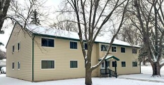 930 6th St NE, Staples, MN 56479