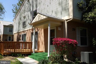 29 Woodenbridge Ct, Reisterstown, MD 21136