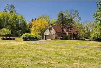 209 Valley View Rd, Riegelsville, PA 18077