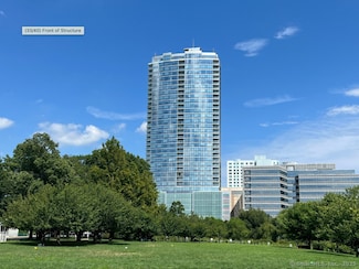 1 Broad St Unit PH26E, Stamford, CT 06901