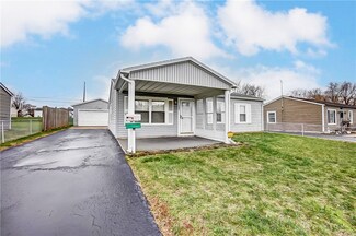 1295 Raybell Dr, Xenia, OH 45385