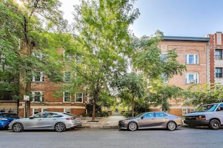 631 W Barry Ave Unit 6313G, Chicago, IL 60657