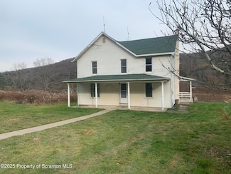 3926 Meshoppen Creek Rd, Montrose, PA 18801