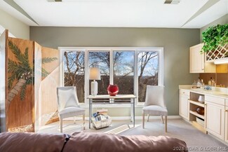 732 Center Court Dr Unit 732, Pawhuska Township, MO 65049