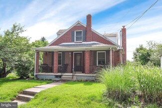 231 E Canal St, Hershey, PA 17033