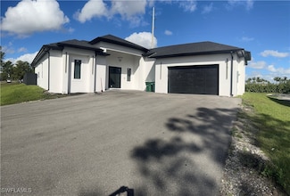 4067 33rd Ave NE, Naples, FL 34120