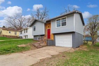 225 E Diehl Ave, Des Moines, IA 50315