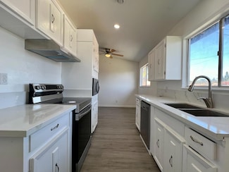 115 Beverly Dr, Clovis, CA 93612