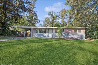 1616 NW 34th Place, Gainesville, FL 32605