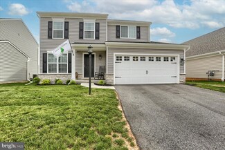 944 W North St, Carlisle, PA 17013