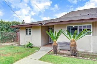521 S Lyon St Unit 37, Santa Ana, CA 92701