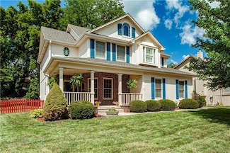 1016 SW Pacific Dr, Lees Summit, MO 64081
