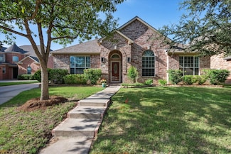 1122 Mossy Rock Dr, Keller, TX 76248