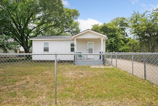 805 Ronald St, Fort Worth, TX 76108