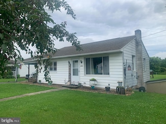 8858 Thompson Rd, Needmore, PA 17238