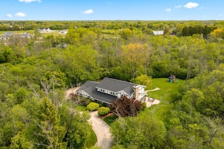 8650 N River Rd, Milwaukee, WI 53217