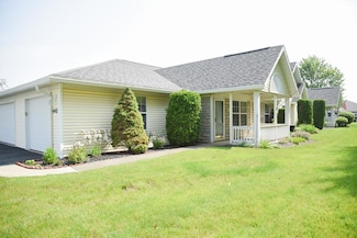 642 Villa Dr, Ontario, OH 44906