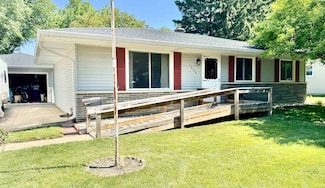 1330 Roosevelt Ave, Janesville, WI 53546