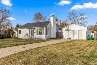 29536 Dover St, Garden City, MI 48135