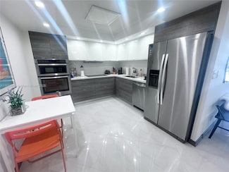 250 174th St Unit 1708, Sunny Isles Beach, FL 33160