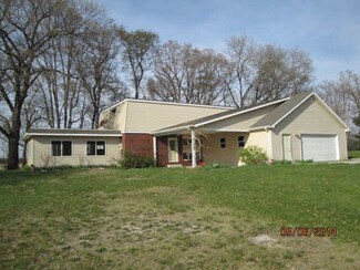 15402 W Teaberry Estate, Medaryville, IN 47957