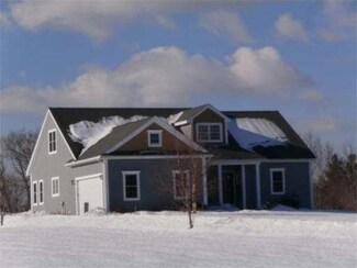 698 Old Coldbrook Rd, Barre, MA 01005