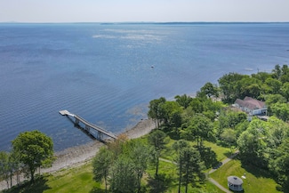 155 Bayside Dr, Belfast, ME 04915