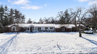 610 High Hampton Rd, Saint Louis, MO 63124