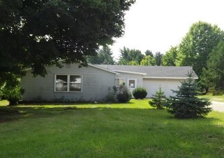 5756 Valley Rd, Alanson, MI 49706