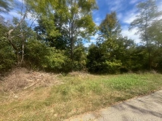 3216 Hanover Dr, Hidden Valley, IN 47025