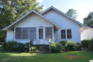 201 W Walnut Ave, Bastrop, LA 71220