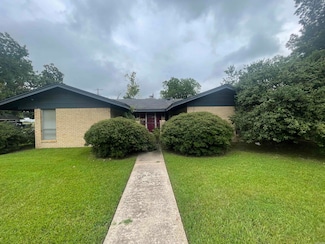 304 W Star St, Gould, AR 71643