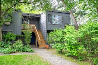 24 Camp St Unit 1, Providence, RI 02906