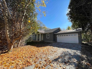 6987 Lapeer Rd, Smiths Creek, MI 48074