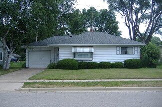 125 W Dickenson St, Waterloo, WI 53594