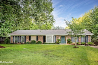 6804 Oriole Dr, Biloxi, MS 39532