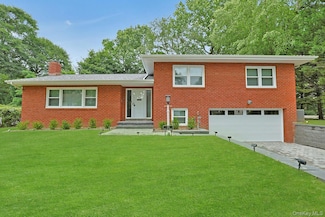 73 Bon Air Ave, New Rochelle, NY 10804