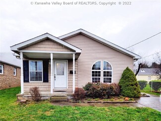 113 Lee Ave, Nitro, WV 25143