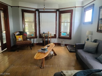 159 Hickory St, Andover, OH 44003
