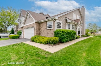 926 Willow St, Itasca, IL 60143