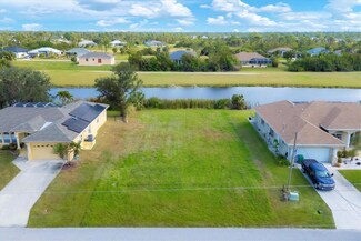 244 Tournament Rd, Rotonda West, FL 33947