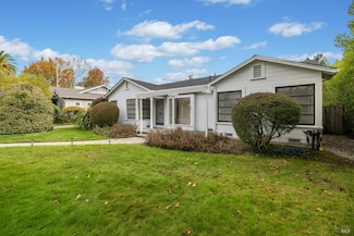 620 2nd St E, Sonoma, CA 95476
