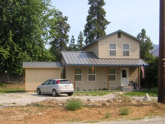 8784 School St, Dryden, WA 98821