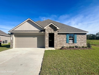 201 Red Pine Dr, Lafayette, LA 70501