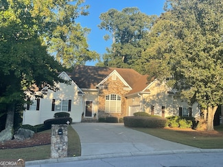 1461 Hada Ln, Lawrenceville, GA 30043
