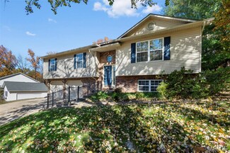 2856 Alta Cuesta Dr, Cape Girardeau, MO 63701