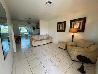 1172 Surf Rd Unit A3, Riviera Beach, FL 33404