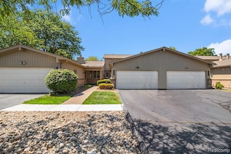 12396 Pinecrest Dr Unit 43, Plymouth, MI 48170