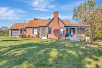 305 Connell St, Springfield, TN 37172