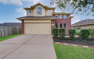3220 Southern Green Dr, Pearland, TX 77584